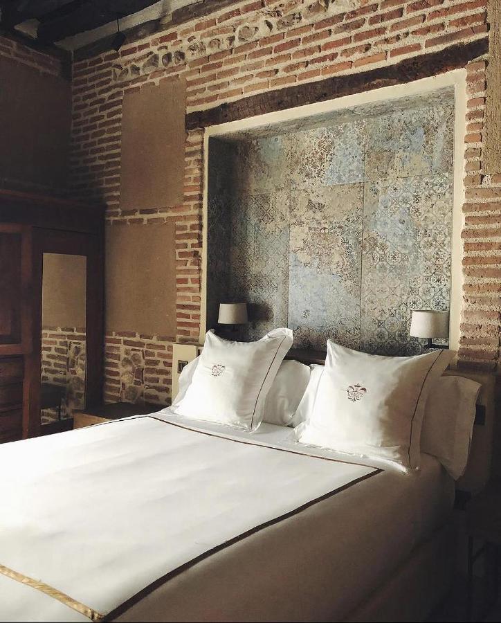 Hotel Boutique Casa Del Comendador 나발카르네로 외부 사진