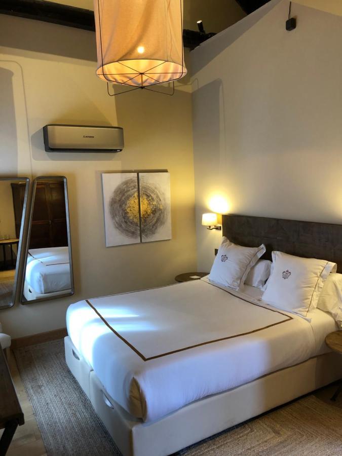 Hotel Boutique Casa Del Comendador 나발카르네로 외부 사진