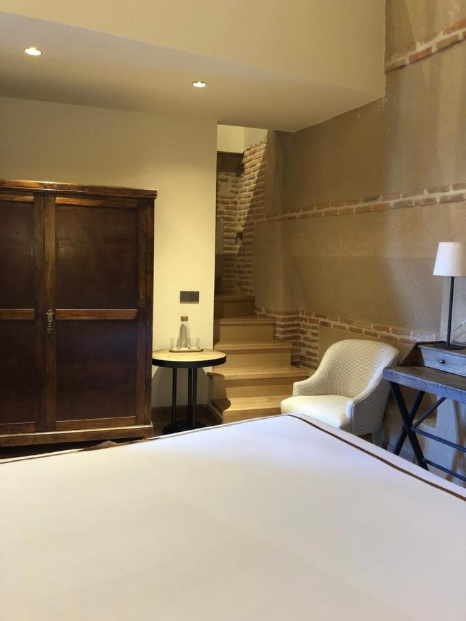 Hotel Boutique Casa Del Comendador 나발카르네로 외부 사진