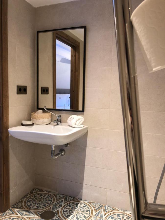 Hotel Boutique Casa Del Comendador 나발카르네로 외부 사진