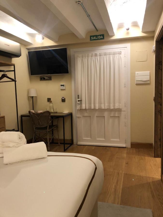 Hotel Boutique Casa Del Comendador 나발카르네로 외부 사진